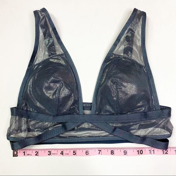 Victoria’s Secret Metallic Bralette NWT - Picture 2 of 8
